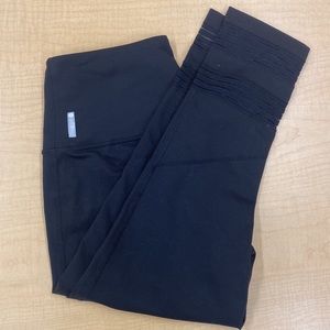 Zella High Waisted Capri Leggings